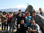 少年柔道教室の冨吉道場のほったらかしツアー富士山が見える牧場